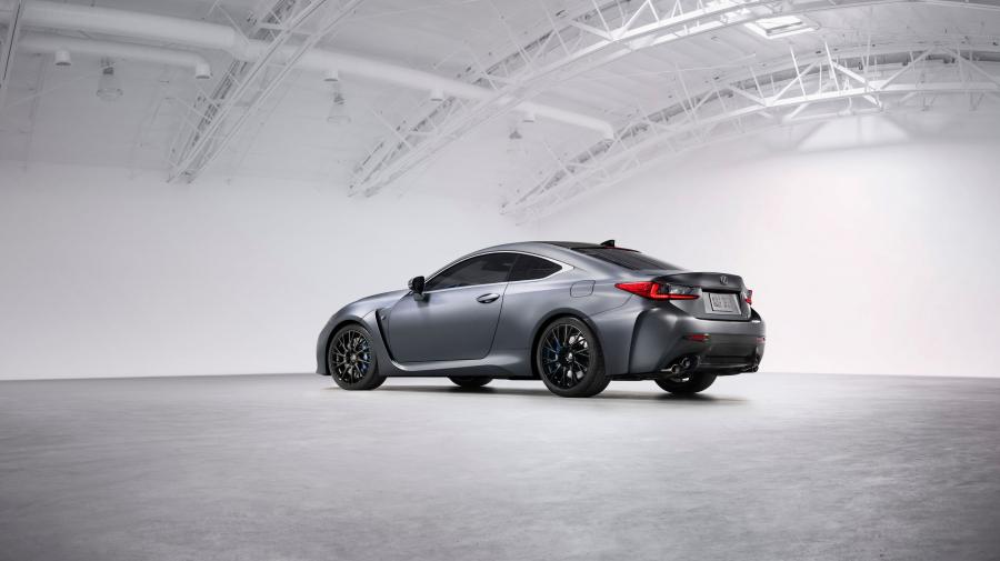  Lexus RC F 10th Anniversary Limited 2018 года  (NA) (фото 2 из 7)